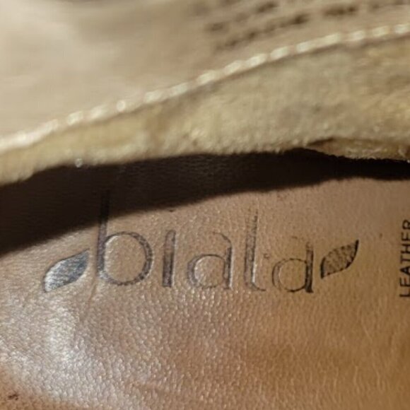 Biala Black Leather Wedge Ankle Boots Side Zip Ankle Buckle Bootie Women’s SZ 37 - Picture 13 of 13